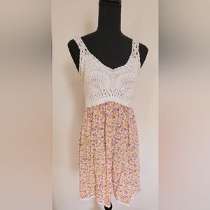 Jessica Simpson Floral Dress Size M